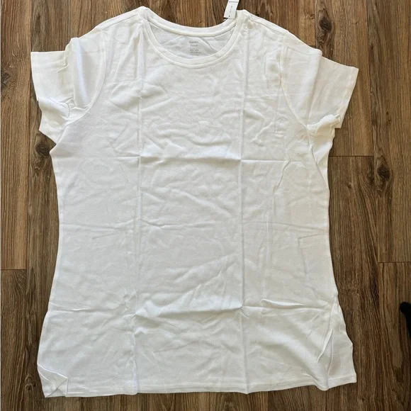 Old Navy 4X Fitted White Tshirt NWT - Picture 1 of 3